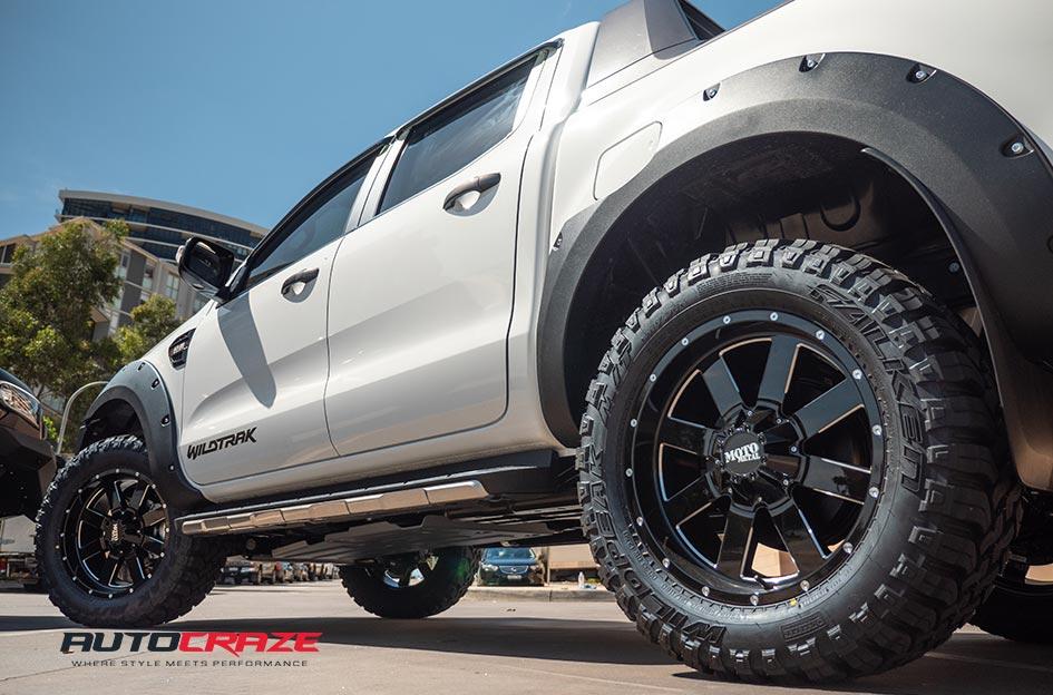 FORD RANGER MO962 GLOSS BLACK